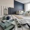 Mur accent au salon : tasseaux, enduit texturé ou couleur franche, ce qui transforme vraiment la pièce