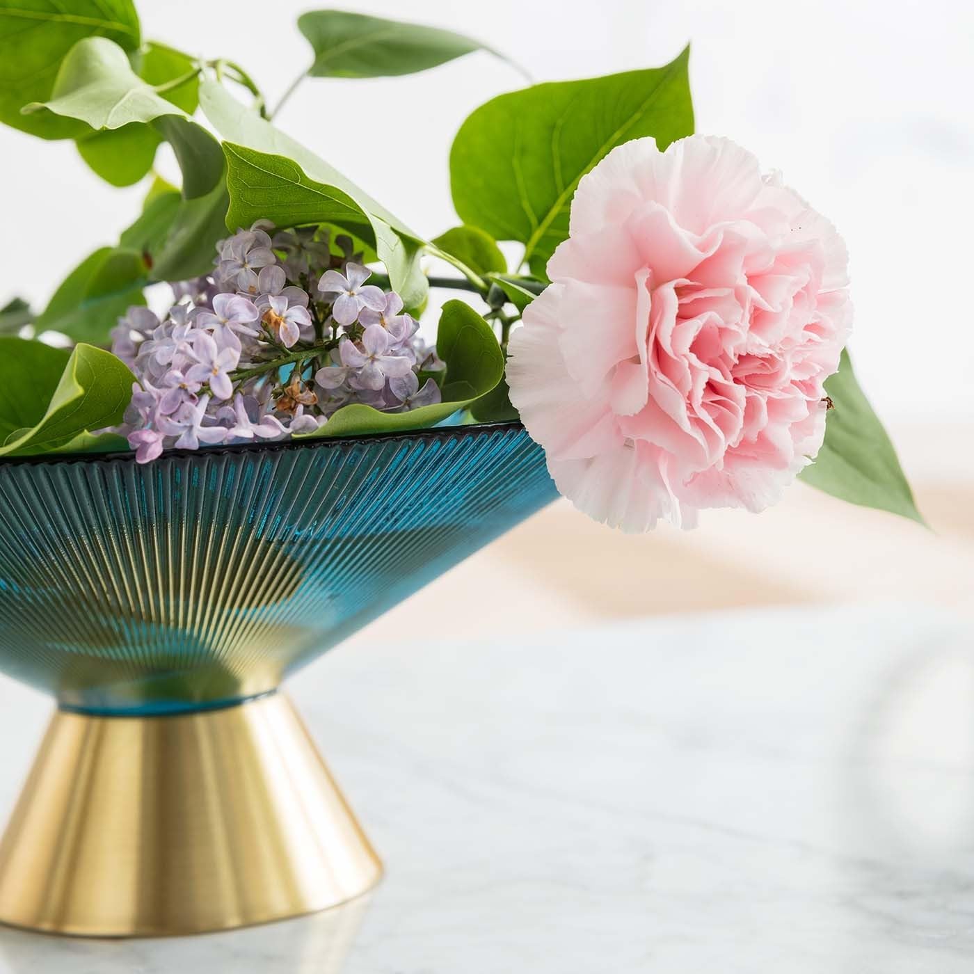 Design Coupe Birdie, Or, 11x25x25 Cm, Vaisselle accessoires de table coupe de service accessoire déco, Coupe de service, Déco de table, Objet design premium, Motif animal sculptural, Salon