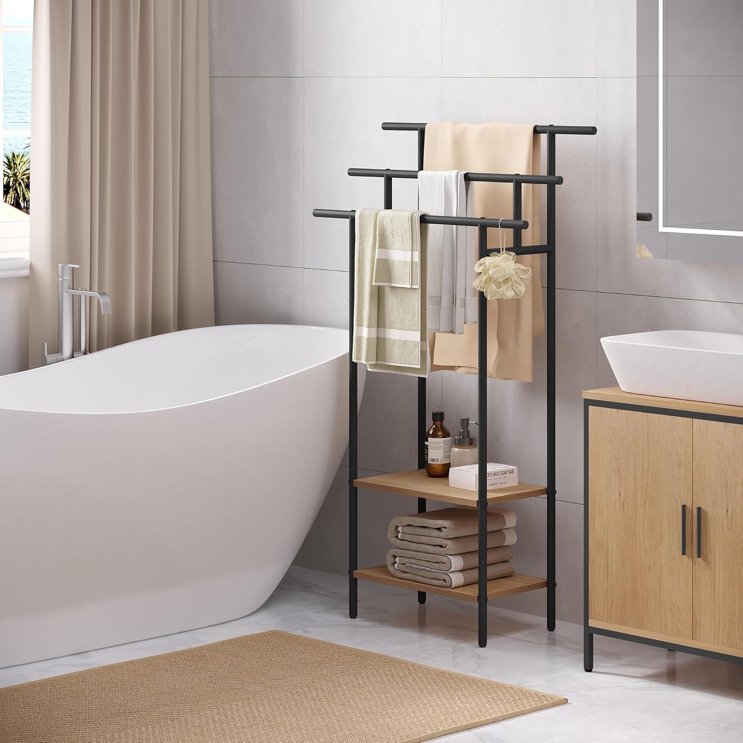 Porte Serviette Salle de Bain, Porte Serviette sur Pied, à 3 Niveaux, avec 2 Étagères, Métal Noir+Bois d'Ingénierie en Chêne, 68x28x116,5 cm