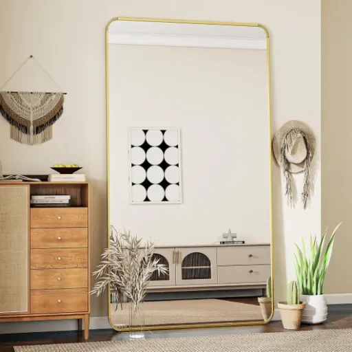 Test Koonmi Miroir vertical 76 x 171 cm : le grand miroir qui fait le job sans chichis