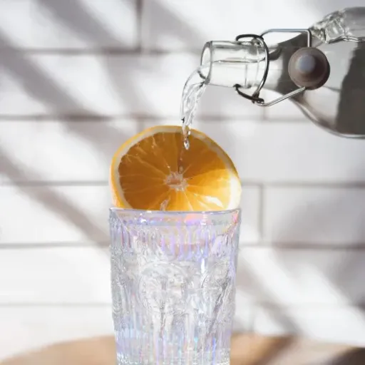 Test Joeyan Verres Iridescent Vintage : des verres jolis sur la table, avec quelques compromis